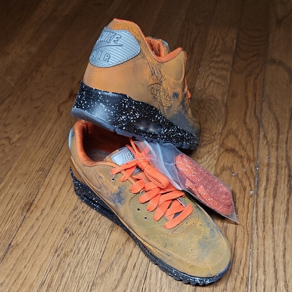 The Air Max 90 QS 'Mars Landing - Picture 2 of 14